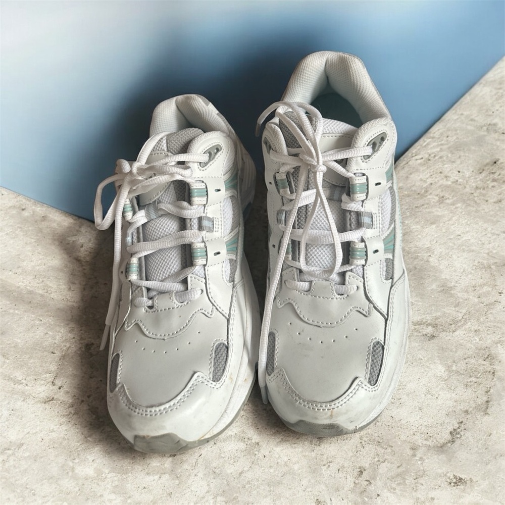 Vionic Women Walker White Leather Walking Shoes Sneakers Size 10.5
